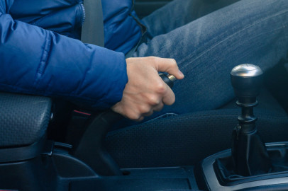 Замена и регулировка стояночного тормоза